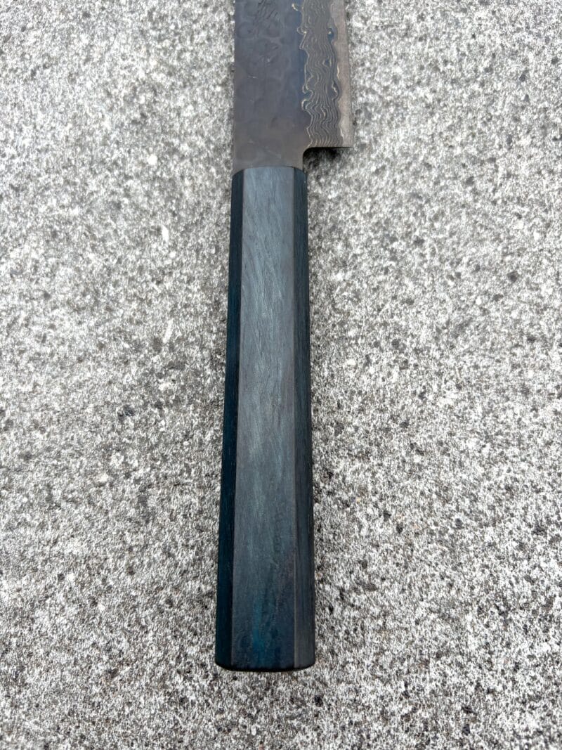 Senshi Kuromaru Sujihiki 240mm sort Damascus 16 lag stål. - Billede 4